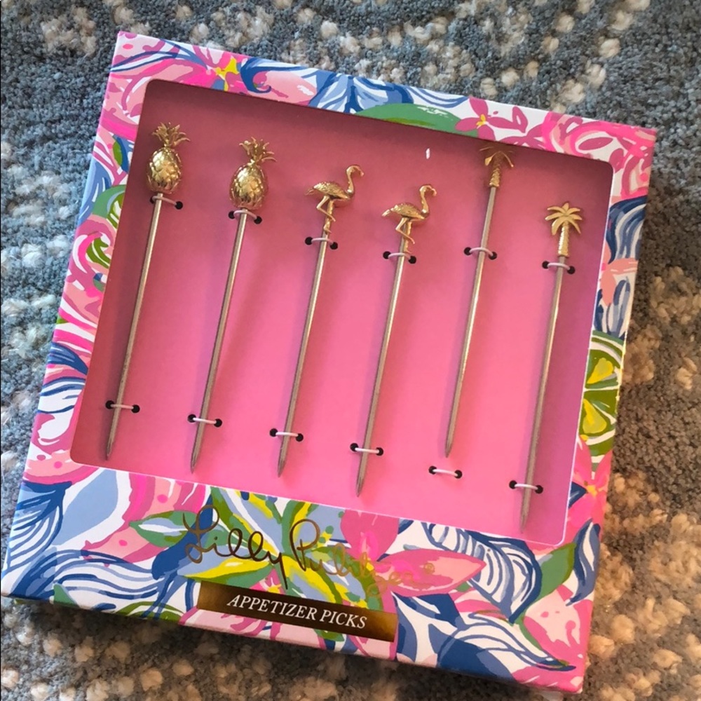 Lilly Pulitzer Appetizer Picks and ice tray